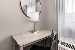 Ramada By Wyndham Kenner/New Orleans Airport South