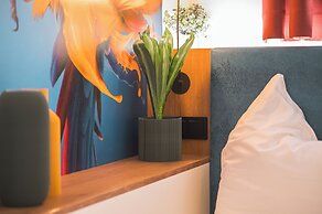 JUNGLE No5 Boutique Hotel - Stuttgart City-Center