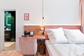 JUNGLE No5 Boutique Hotel - Stuttgart City-Center