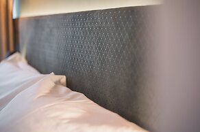 JUNGLE No5 Boutique Hotel - Stuttgart City-Center