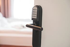 JUNGLE No5 Boutique Hotel - Stuttgart City-Center