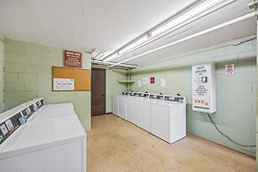 Kuleana Club - 402