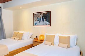 El Barranco Galapagos