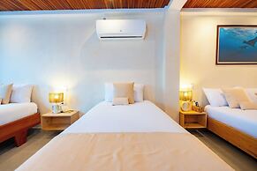 El Barranco Galapagos