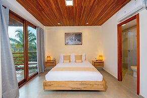 El Barranco Galapagos