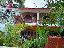 Villa AlexMarie guest house