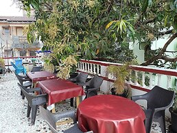 Villa AlexMarie guest house