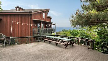 Ganghwado Maniggolstay Pension