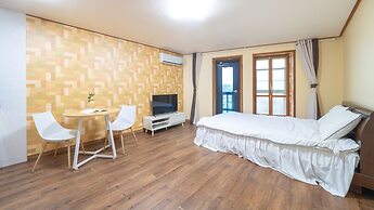 Ganghwado Maniggolstay Pension