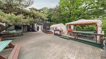 Ganghwado Maniggolstay Pension