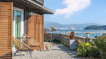 Namhae Yujane Pension