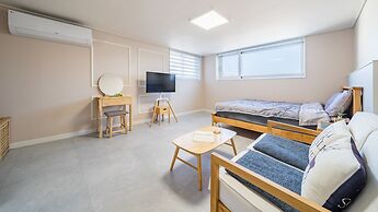 Namhae Yujane Pension