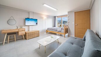 Namhae Yujane Pension