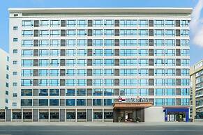 Yizhi X Hotel - Guangzhou Baiyun Airport