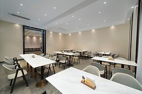 Yizhi X Hotel - Guangzhou Baiyun Airport