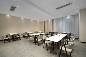 Yizhi X Hotel - Guangzhou Baiyun Airport