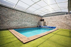 New Family-Friendly Poolside Escape