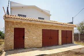 New Family-Friendly Poolside Escape