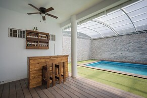 New Family-Friendly Poolside Escape