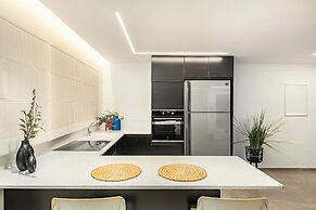 The Stone-age Palace by Sea N' Rent