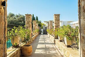 The Stone-age Palace by Sea N' Rent