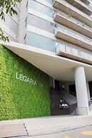 Chic Condo with Gym & Private Roof