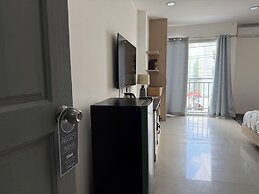 Five Loaves Beds Patong