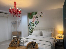 Five Loaves Beds Patong