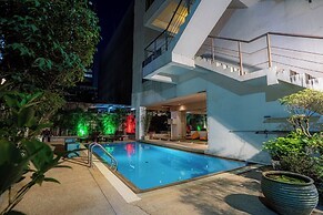 Journeyhub Sukhumvit 26 Bangkok