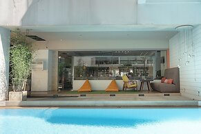 Journeyhub Sukhumvit 26 Bangkok