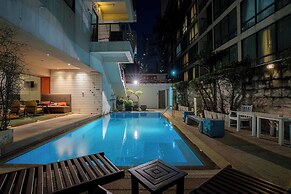 Journeyhub Sukhumvit 26 Bangkok