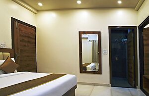 TreeHouse The Royal Chandra Mahal