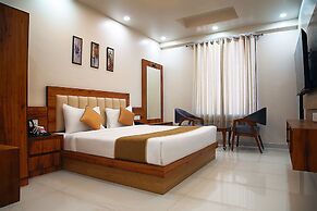 TreeHouse The Royal Chandra Mahal