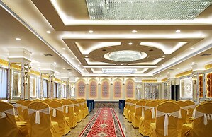 TreeHouse The Royal Chandra Mahal