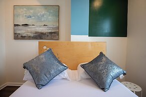 Diamond Suites Philadelphia Center