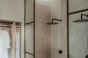 Pure Beachfront Villa with pool