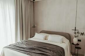 Pure Beachfront Villa with pool