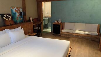 The Pink Boutique Hotel