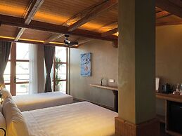 The Pink Boutique Hotel