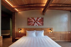 The Pink Boutique Hotel