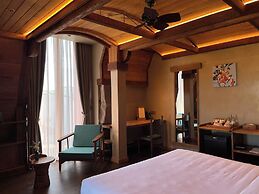 The Pink Boutique Hotel