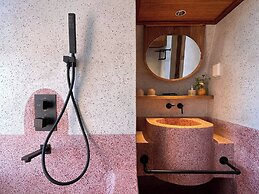 The Pink Boutique Hotel