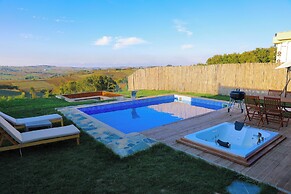 DOĞA AKMEŞE BUNGALOV