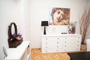 Electra s 2-bedroom Apt-convenient Location Patra