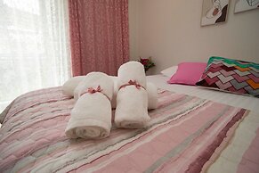 Electra s 2-bedroom Apt-convenient Location Patra