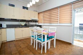Electra s 2-bedroom Apt-convenient Location Patra
