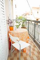 Electra s 2-bedroom Apt-convenient Location Patra