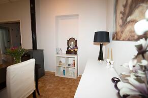 Electra s 2-bedroom Apt-convenient Location Patra