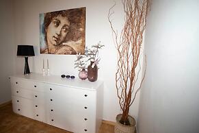 Electra s 2-bedroom Apt-convenient Location Patra