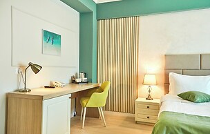 HOTEL AZALEEA MAMAIA NORD